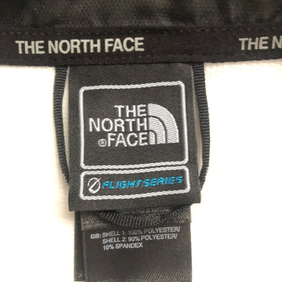 North Face woman’s fly weight jacket - Picture 6 of 7